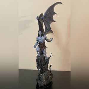 Ultra Rare Randy Bowen Disney's Gargoyle's Goliath Statue